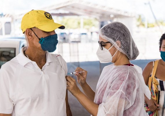 Covid-19: Capital ultrapassa as 11 mil doses aplicadas na população em único dia