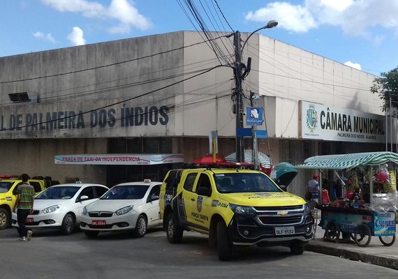MPE apura denúncia de ilegalidade em reajuste para vereadores de Palmeira dos Índios