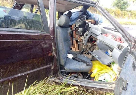 Grave acidente deixa dois mortos e três feridos na AL-101
