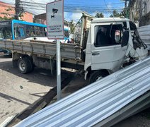 Vídeo: Caminhão perde freio e causa engavetamento com seis veículos no Bebedouro