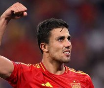 Barcelona aumenta oferta, mas City mantém pedida por Rodri