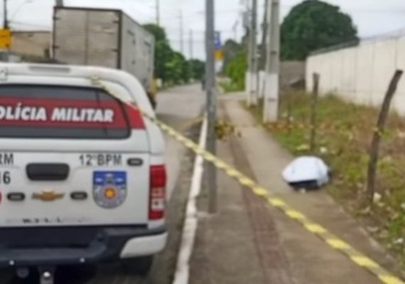 Homem passa mal durante caminhada e morre em calçadão de Maceió
