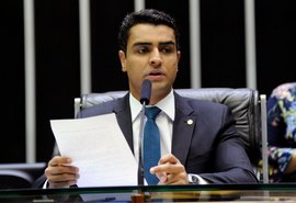 Deputado protocola PL que autoriza uso do Fundão eleitoral no combate ao COVID-19