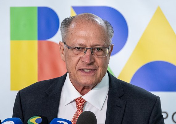 Tarifa global de 15% dos EUA é positiva para o Brasil, afirma Alckmin
