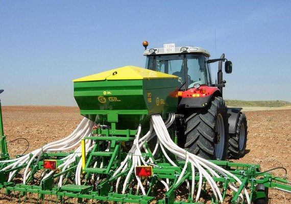 Contratação do crédito agrícola cresce 45% no primeiro bimestre