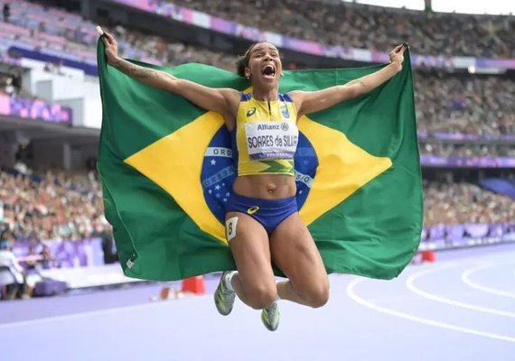 Rayane Soares ganha ouro e bate o recorde mundial nos 400m