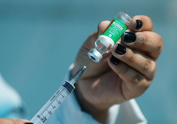 Ministério da Saúde conclui apuração sobre jovem que morreu dias após tomar vacina contra Covid-19