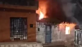 Incêndio destrói casa e mobiliza moradores na Chã de Bebedouro