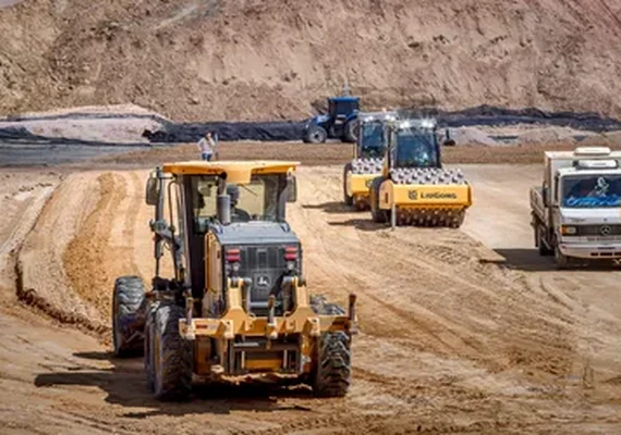 Obras da AL-102, que duplica a 101, ganham novo ritmo na Grande Maceió