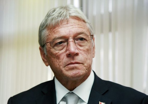 Teotônio Vilela fica de fora das eleições de 2022