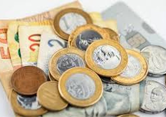 Pesquisa revela que 43% dos brasileiros veem piora na economia nos últimos 12 meses