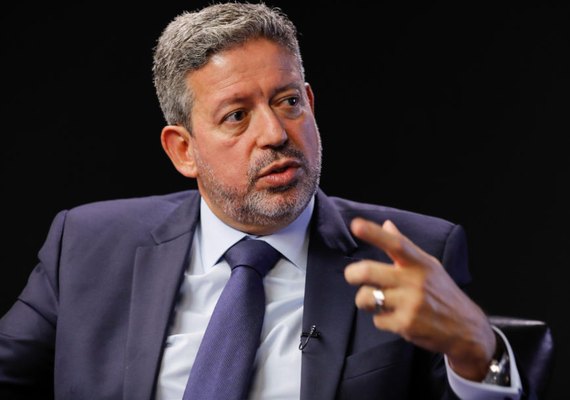 Deputados de AL declaram apoio a Arthur Lira na câmara