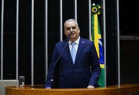 Alfredo Gaspar vai ao Senado protocolar pedido de impeachment contra Alexandre de Moraes
