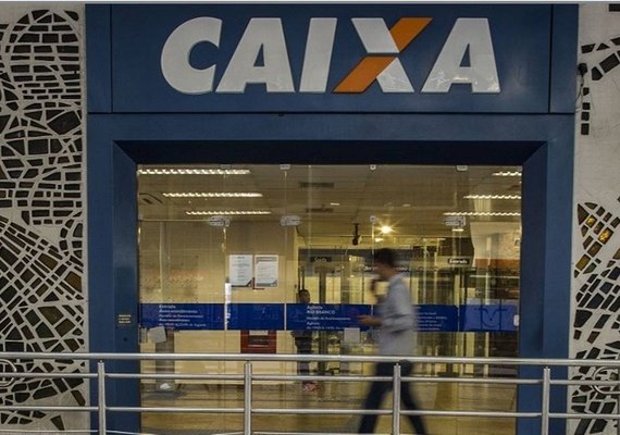 Com monopólio do pagamento do auxílio emergencial, Caixa avança no digital