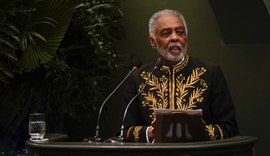 Gilberto Gil toma posse na Academia Brasileira de Letras