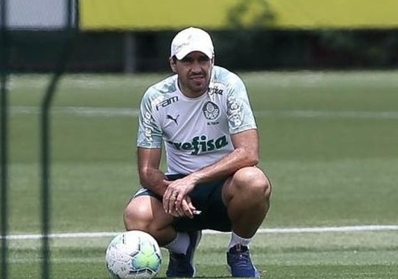 Técnico do Palmeiras testa positivo para Covid-19