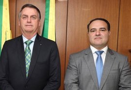 Bolsonaro anuncia policial militar na Secretaria-Geral da Presidência