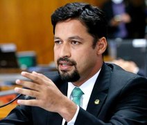 Rodrigo Cunha não assina CPI do MEC e “frustra” oposição