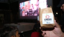 Moradores da Terra da Esperança recebem o primeiro Cinema nos Bairros