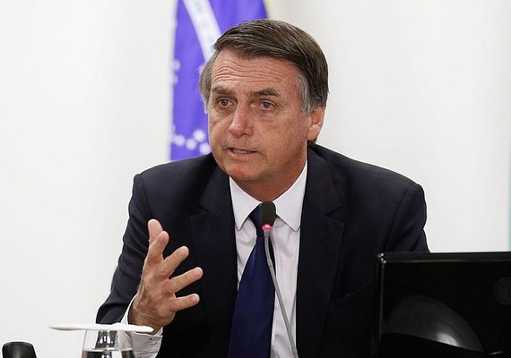 Não há plano B, economia é 100% com Guedes, diz Bolsonaro a jornal