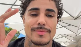Livinho é processado após moto atingir carro em academia de SP