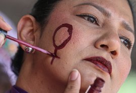 Agressões políticas contra mulheres aumentam durante mês de conscientização