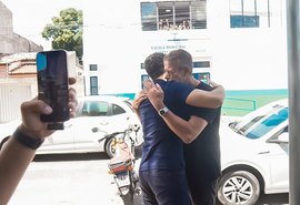 Após “sintonia perfeita” na reconciliação, Lira atropela chapa de JHC