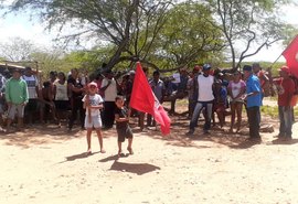 Ameaças e reintegração de posse pressionam famílias assentadas em AL