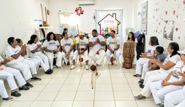 Idosas do Cras Pitanguinha terão batizado de capoeira