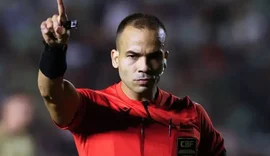 Árbitro de Avaí x CRB é alvo de críticas em dois jogos consecutivos