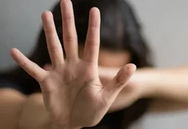 Homem é preso após ameaças contra companheira em Fernão Velho