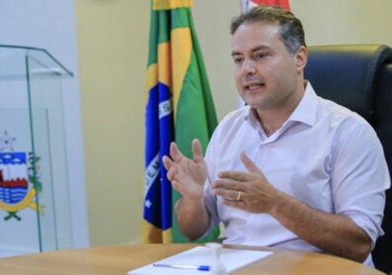 Renan Filho anuncia realização de concursos para os próximos anos