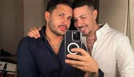 Lucas Guimarães aparece em prantos após encontrar com Carlinhos Maia