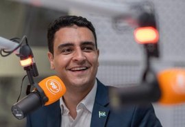 “Bom Dia, prefeito”: JHC reforça “presença” nas mídias “tradicionais”