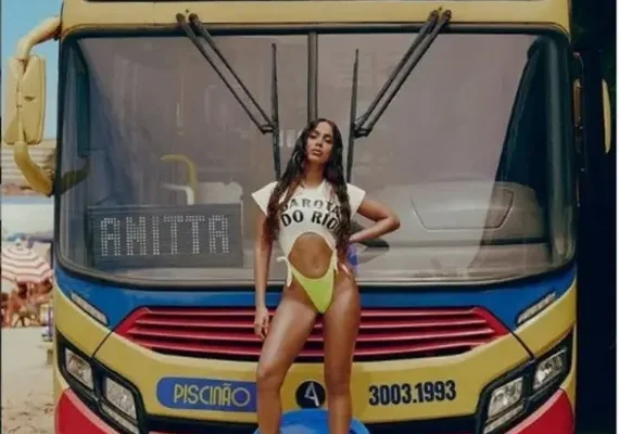 'Girl From Rio' da Anitta entra no top 40 de rádios americanas