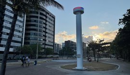 Justiça determina que Prefeitura de Maceió responda sobre retirada de totens de segurança