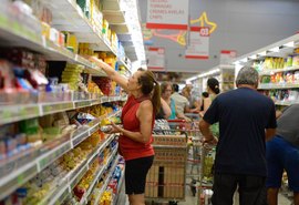 Fim da escala 6x1: estudos divergem sobre impactos no PIB e inflação