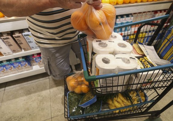 Cesta básica registra aumento de preço em todas as capitais brasileiras