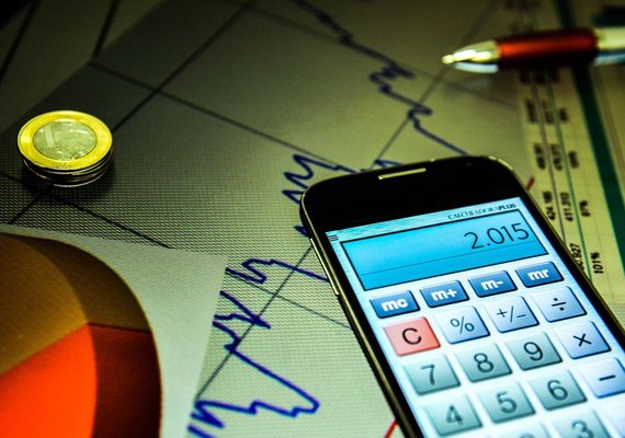 Estimativa do mercado para crescimento da economia cai para 0,93%