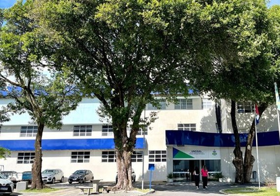 TJ mantém fim do bônus regional da Uncisal; 158 vagas seguem em risco