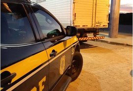 Caminhão roubado em Mata Grande é recuperado pela PRF