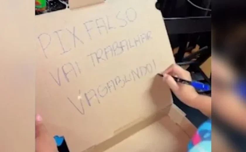 Vídeo: pizzaria manda lixo para cliente que tentou pagar com Pix falso