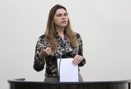 Deputada se esquiva e não diz se apoia o governo do atual presidente