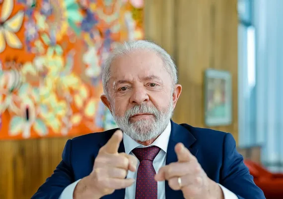Em rede nacional, Lula oficializa maior mudança no IR em duas décadas