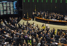 Relatório de MP amplia limite de endividamento de trabalhador