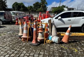 DMTT apreende cones e cavaletes utilizados indevidamente no São João