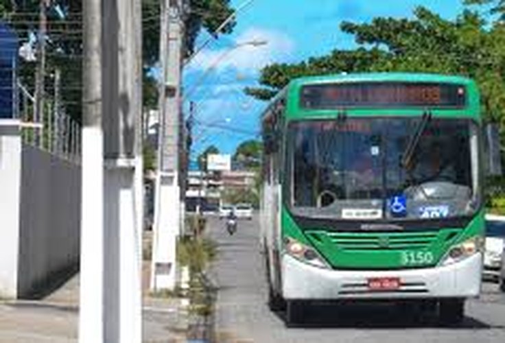 Ônibus voltam a operar com 100% da capacidade em Maceió