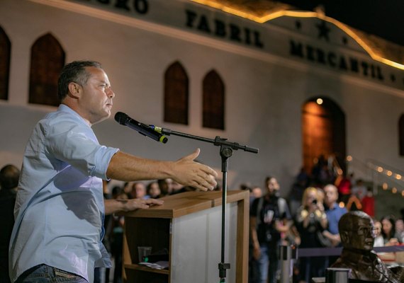 Renan Filho fica no cargo de governador de Alagoas até o dia 2 de abril