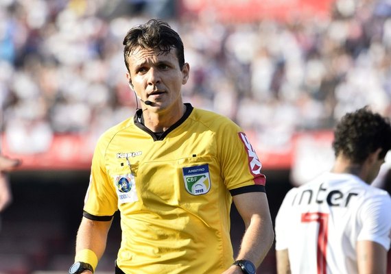 Arbitragem de CSA x Grêmio é definida