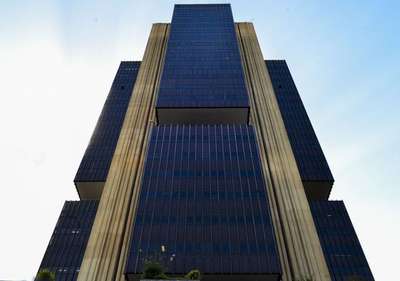 Servidores do Banco Central retomam greve a partir de terça-feira